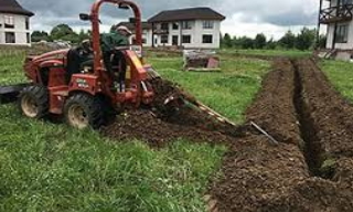 Копка траншей для водопровода в Удомле: цена за метр от 942 руб.
